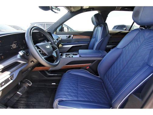 2026 Cadillac VISTIQ Premium Luxury