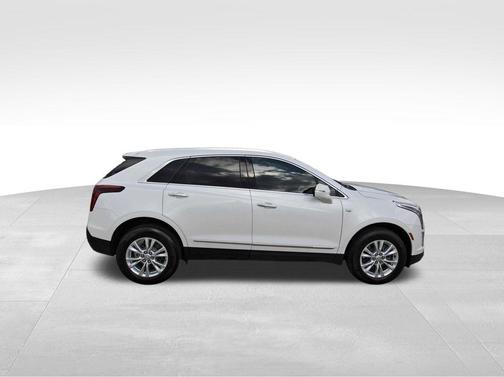 2025 Cadillac XT5 Luxury