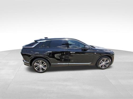 2025 Cadillac LYRIQ Luxury