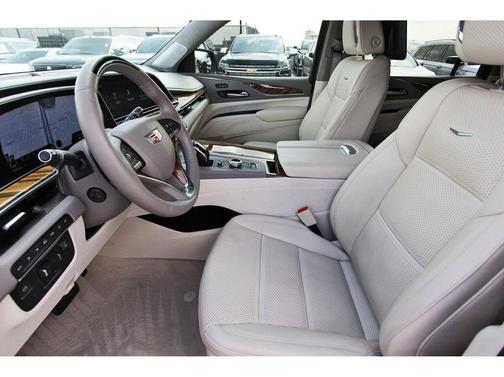 2023 Cadillac Escalade ESV Sport Platinum