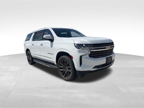 2023 Chevrolet Suburban LT
