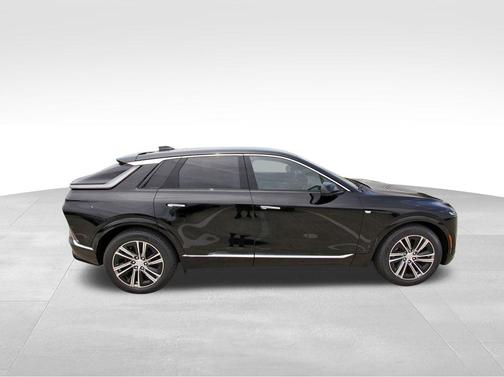 2025 Cadillac LYRIQ Luxury