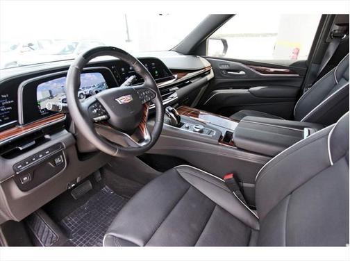 2024 Cadillac Escalade ESV Premium Luxury