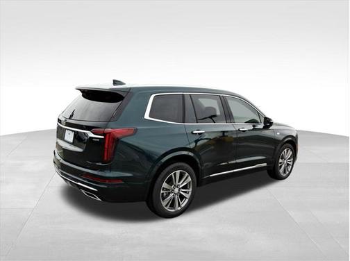 2025 Cadillac XT6 Premium Luxury FWD