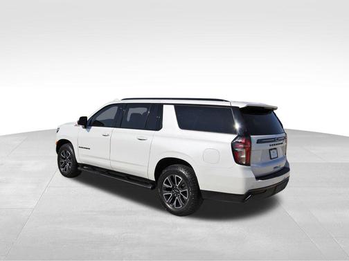 2021 Chevrolet Suburban 4WD Z71