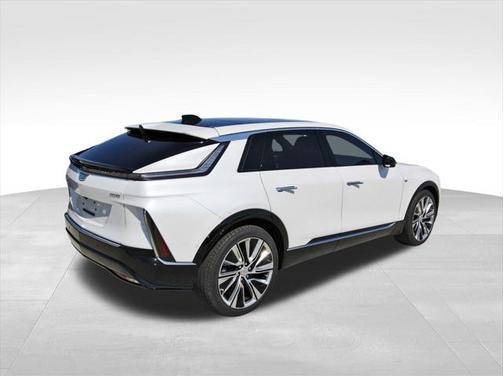 2025 Cadillac LYRIQ Luxury w/1SE