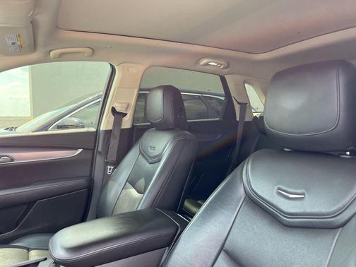 2019 Cadillac XT5 Premium Luxury