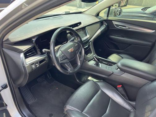 2019 Cadillac XT5 Premium Luxury