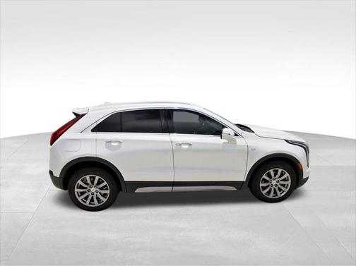 2021 Cadillac XT4 Premium Luxury