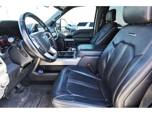 2022 Ford F-350 Platinum