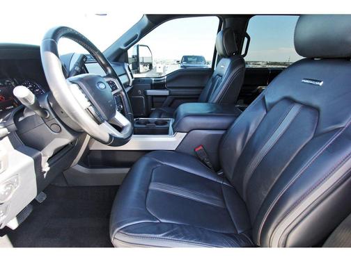 2022 Ford F-350 Platinum