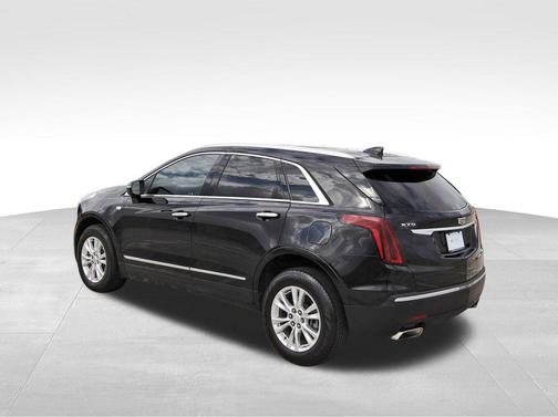 Stellar Black Metallic 2023 Cadillac XT5 Luxury