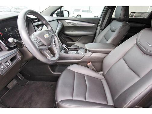 Stellar Black Metallic 2023 Cadillac XT5 Luxury