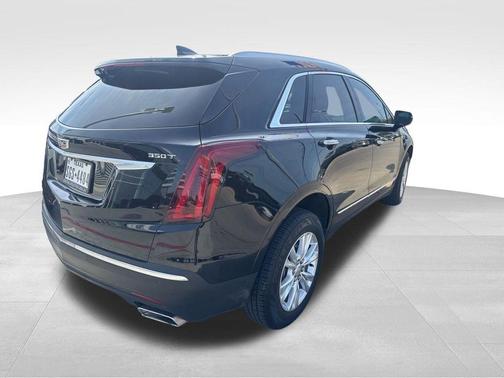 Stellar Black Metallic 2023 Cadillac XT5 Luxury