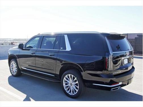 2025 Cadillac Escalade ESV Luxury