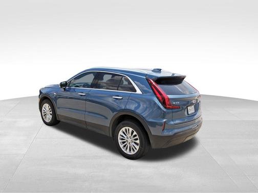 2024 Cadillac XT4 Luxury