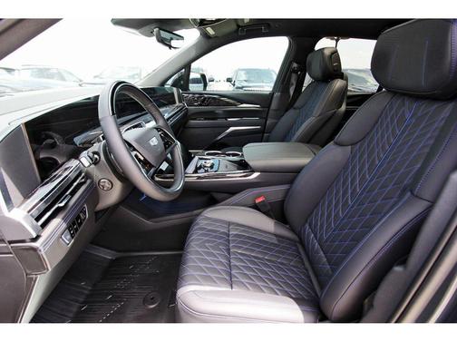 2025 Cadillac Escalade IQ Luxury 1