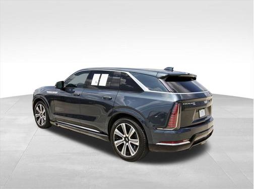 2025 Cadillac Escalade IQ Luxury 1