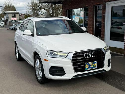 White 2016 Audi Q3 2.0T Premium Plus