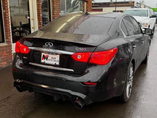 2017 INFINITI Q50 3.0t RED SPORT 400