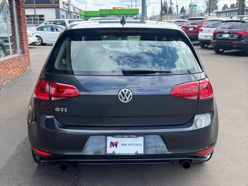 2015 Volkswagen Golf GTI 2.0T S 4-Door