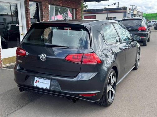 2015 Volkswagen Golf GTI 2.0T S 4-Door