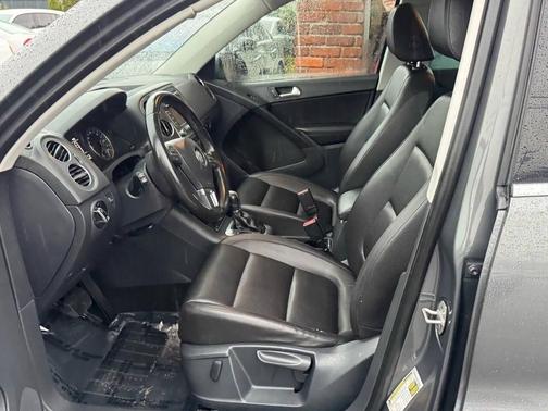 2013 Volkswagen Tiguan SE
