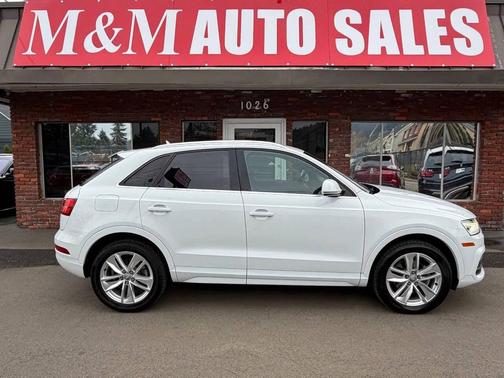 2016 Audi Q3 2.0T Premium Plus