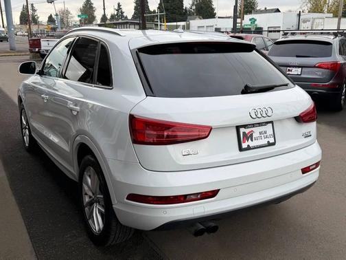 2016 Audi Q3 2.0T Premium Plus