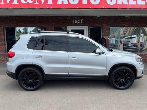 2012 Volkswagen Tiguan SE