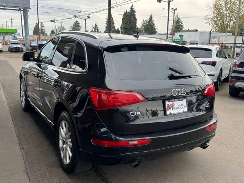 2011 Audi Q5 2.0T Premium
