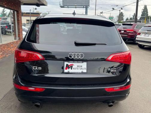 2011 Audi Q5 2.0T Premium