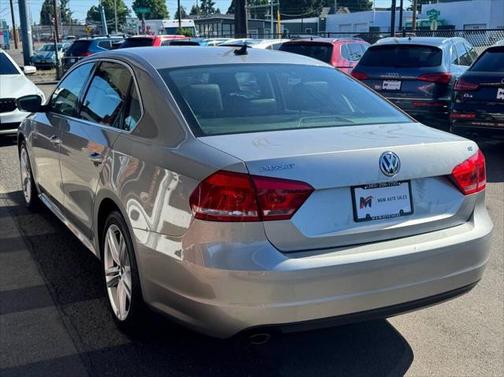 2013 Volkswagen Passat 2.5 SE