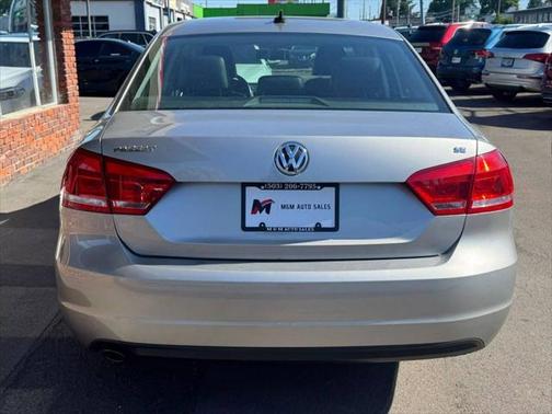 2013 Volkswagen Passat 2.5 SE