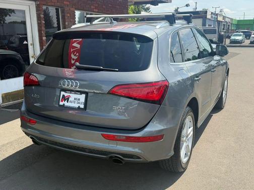 Monsoon Gray Metallic 2013 Audi Q5 3.0T Premium Plus