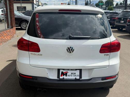 Pure White 2016 Volkswagen Tiguan S