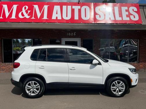 Pure White 2016 Volkswagen Tiguan S