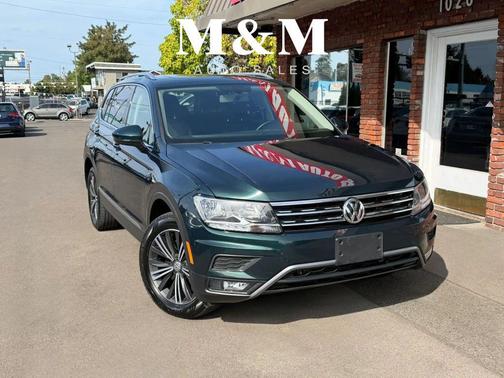 Dark Moss Green Metallic 2018 Volkswagen Tiguan 2.0T SEL