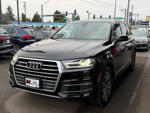 2019 Audi Q7 55 Premium