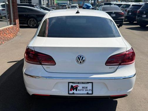 Candy White 2013 Volkswagen CC 2.0T Sport