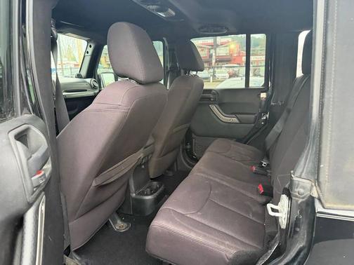 2013 Jeep Wrangler Unlimited Sport