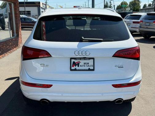 White 2013 Audi Q5 2.0T Premium Plus