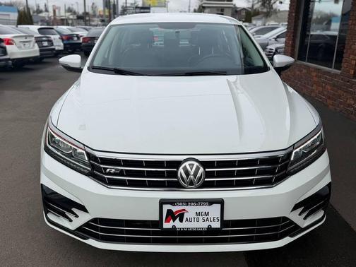 2017 Volkswagen Passat 1.8T R-Line w/Comfort
