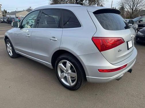 2012 Audi Q5 2.0T Premium Plus