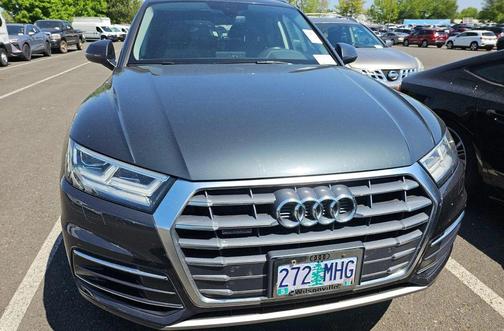 Gray 2018 Audi Q5 2.0T Tech Premium