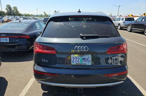 Gray 2018 Audi Q5 2.0T Tech Premium