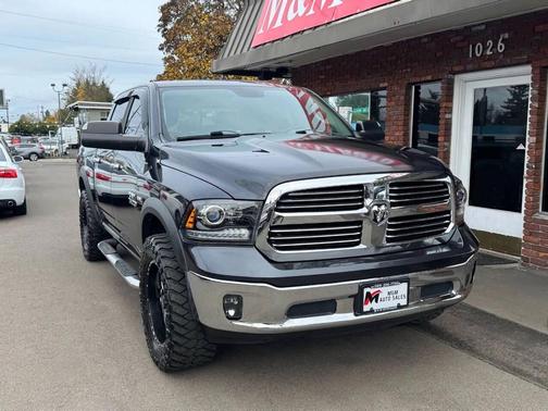 2015 RAM 1500 SLT