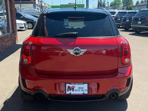Red 2015 MINI Countryman Cooper S