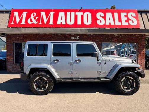 2014 Jeep Wrangler Unlimited Polar Edition