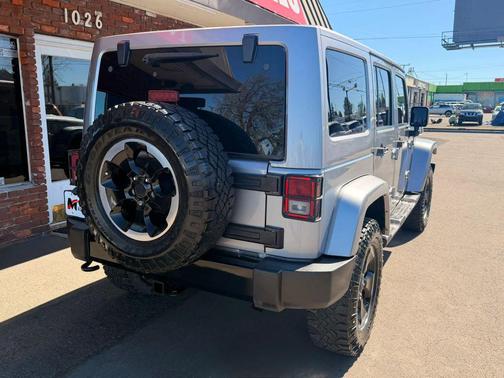 2014 Jeep Wrangler Unlimited Polar Edition